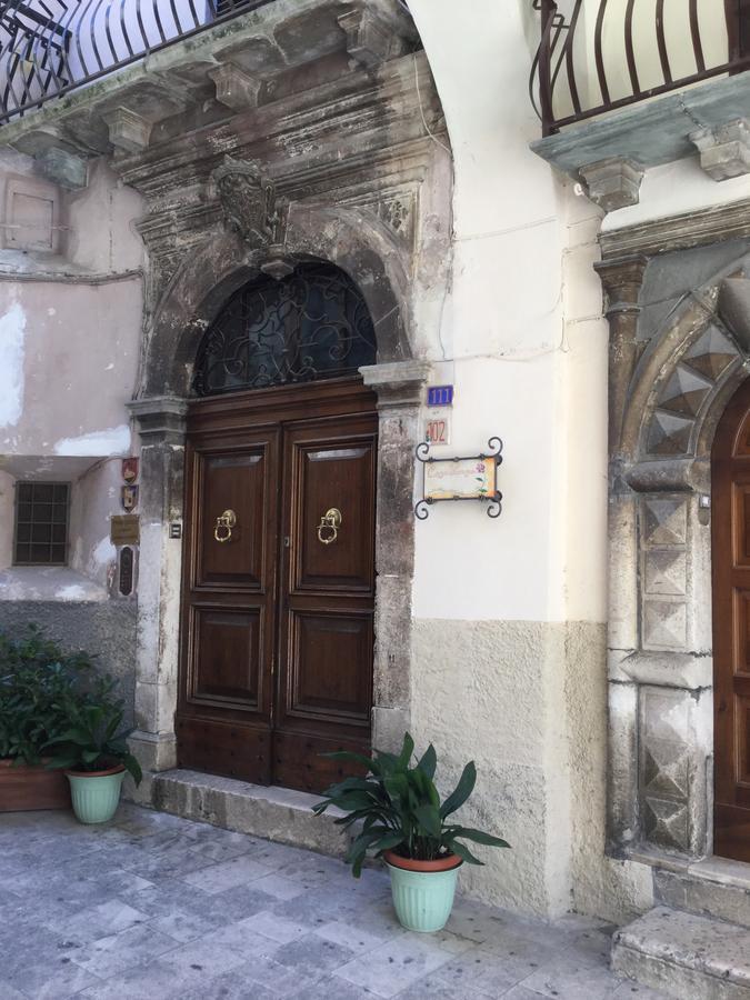 Signorile Appartamento Pacentro Bagian luar foto