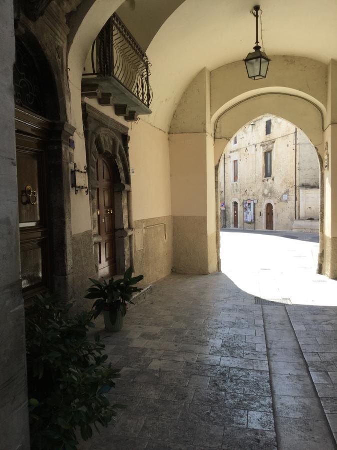 Signorile Appartamento Pacentro Bagian luar foto
